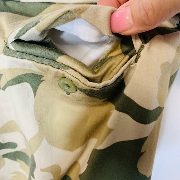 Gloria Vanderbilt Floral Camo Pants Sz 10 - Picture 5 of 5